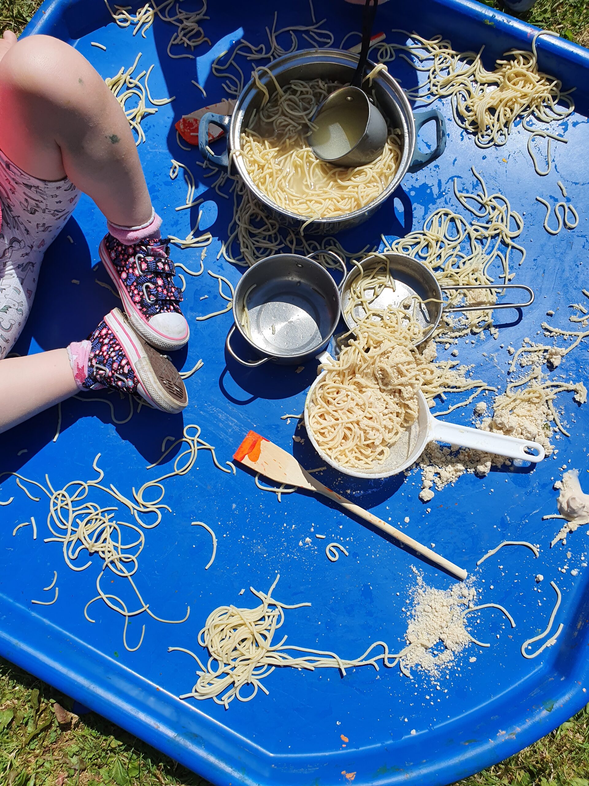 Toddler Art & Messy Play (Tuesday's)